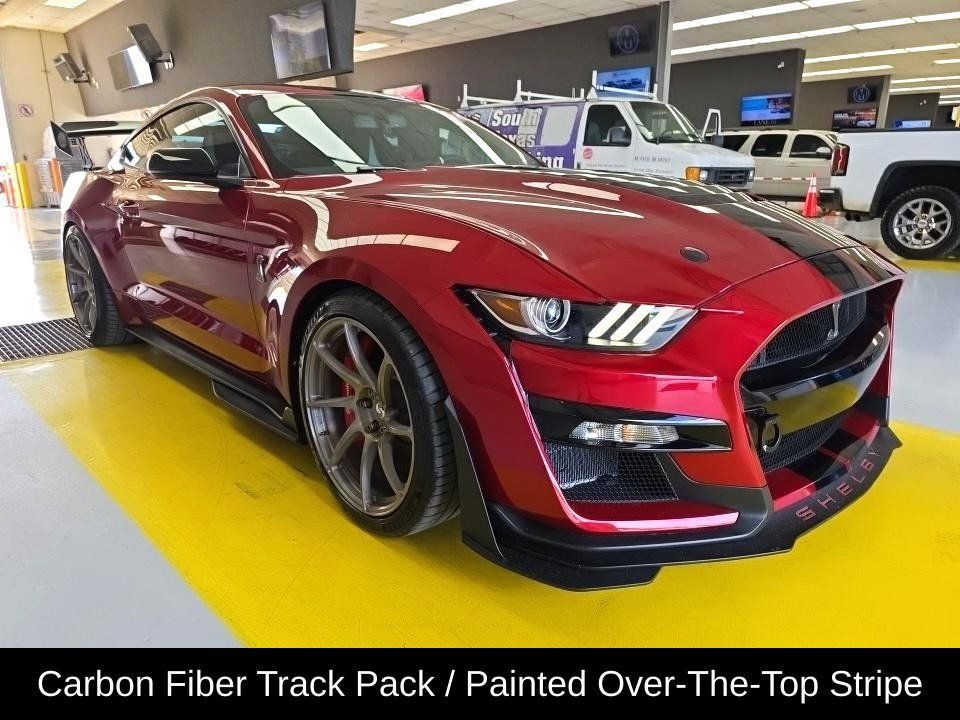 Used 2020 Ford Mustang Shelby GT500 w/ Carbon Fiber Track Pack RWD image 1
