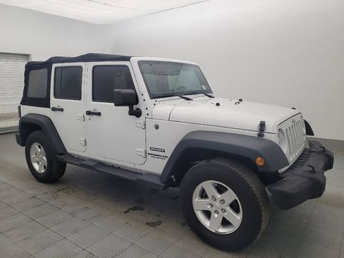 Used 2016 Jeep Wrangler Unlimited Sport w/ Quick Order Package 24S AWD/4WD image 11