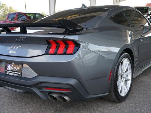 Used 2025 Ford Mustang GT Premium RWD image 3