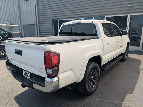 Used 2023 Toyota Tacoma SR5 RWD image 5
