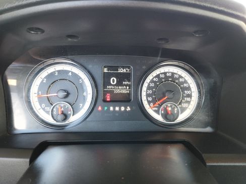 Used 2022 RAM 1500 Tradesman w/ Chrome Plus Package RWD image 10