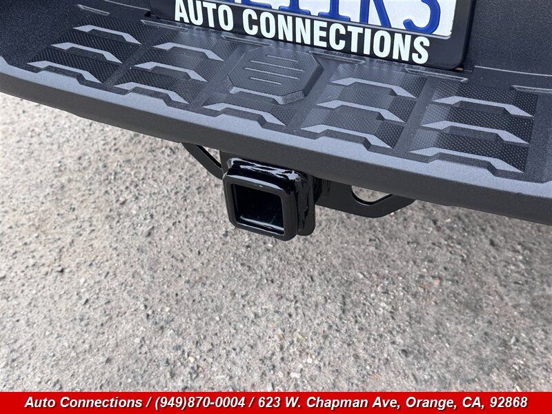 Used 2021 Toyota Tacoma TRD Off-Road w/ Technology Package AWD/4WD image 34