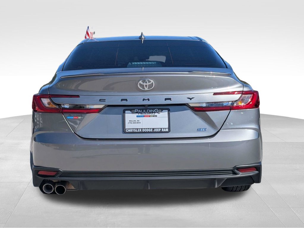 Used 2026 Toyota Camry SE FWD image 5