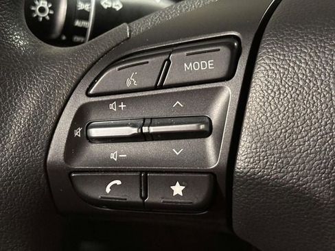 Used 2023 Hyundai Kona SEL w/ Winter Weather Package AWD/4WD image 26