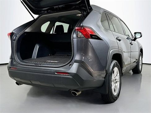 Used 2021 Toyota RAV4 XLE image 23