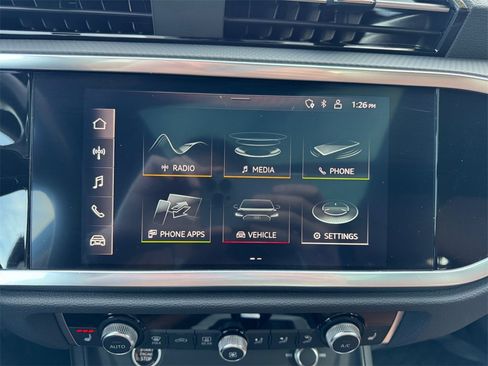 Used 2022 Audi Q3 2.0T Premium Plus image 15