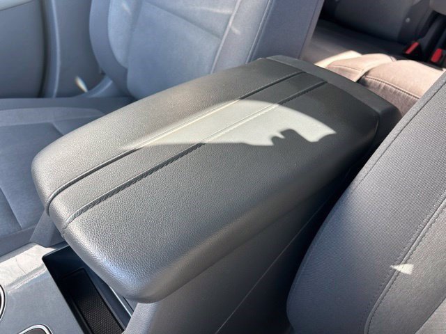 Used 2020 Chevrolet Blazer LT FWD image 30