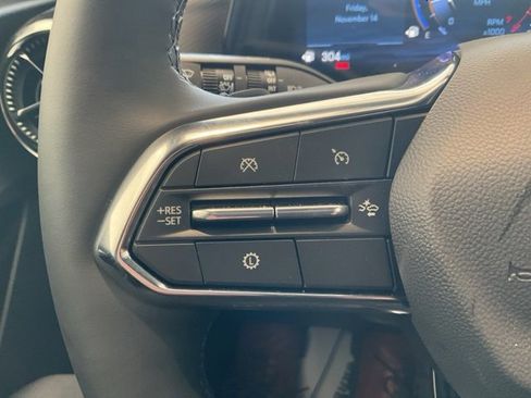 New 2026 Chevrolet Equinox LT w/ Convenience Package II image 17