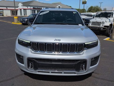 Used 2022 Jeep Grand Cherokee L Overland w/ Luxury Tech Group IV image 2