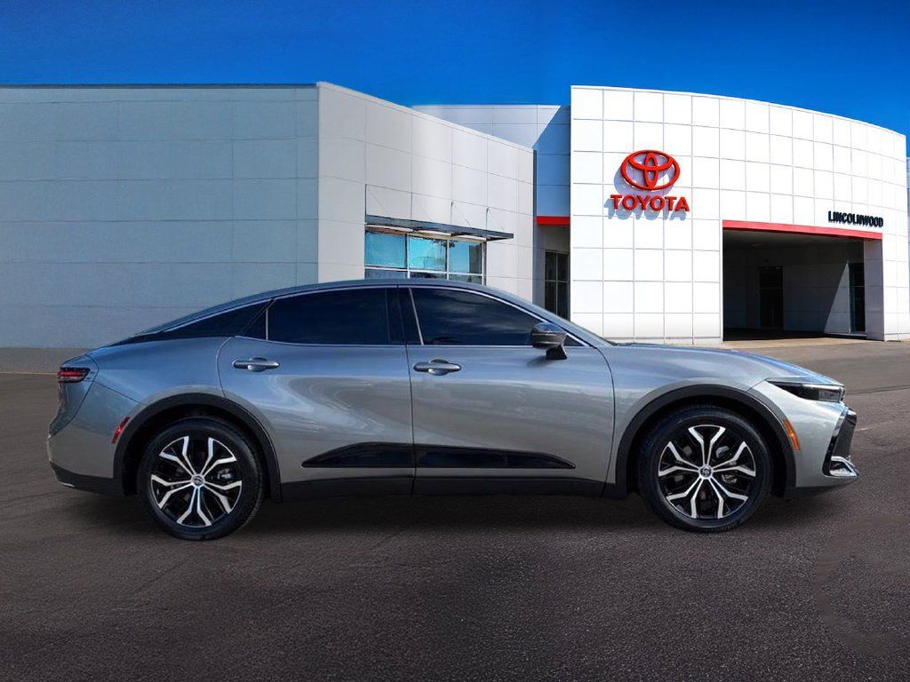 Used 2026 Toyota Crown AWD/4WD image 8