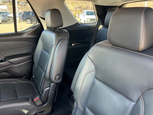Used 2021 Chevrolet Traverse Premier w/ Redline Edition image 22