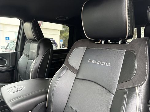 Used 2024 RAM 2500 Laramie w/ Night Edition image 12