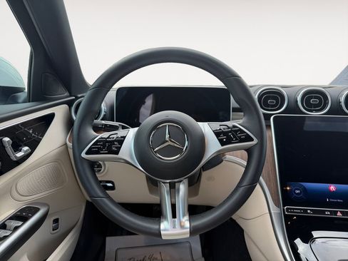 Used 2025 Mercedes-Benz C 300 Sedan image 20