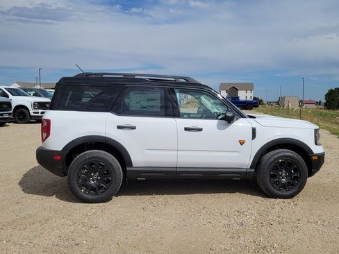 New 2025 Ford Bronco Sport Badlands w/ Badlands Tech Package image 2