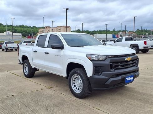 New 2026 Chevrolet Colorado W/T w/ WT Convenience Package II RWD image 2
