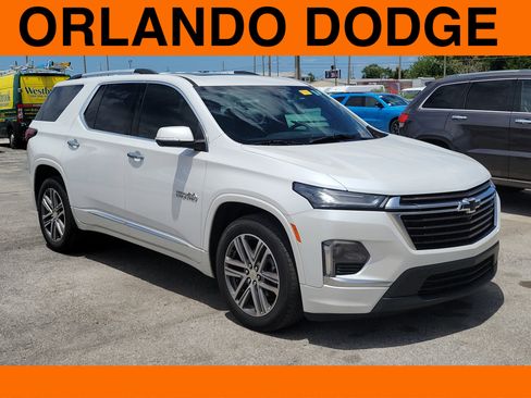 Used 2023 Chevrolet Traverse High Country AWD/4WD image 1