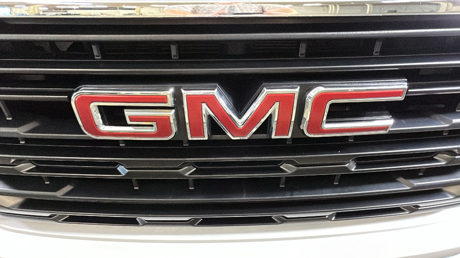 Used 2024 GMC Sierra 1500 Pro w/ Pro Value Package AWD/4WD image 9