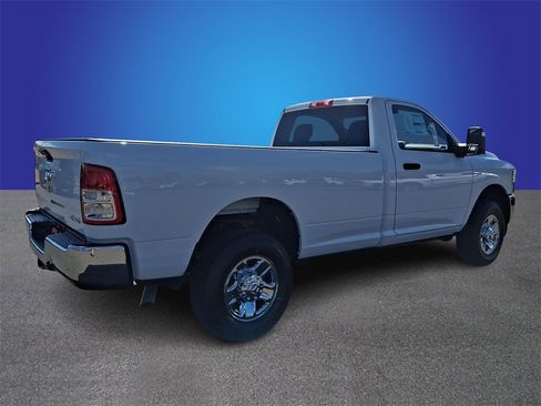 Used 2024 RAM 2500 Tradesman w/ Chrome Appearance Group image 4
