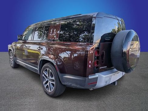 Used 2023 Land Rover Defender 130 SE AWD/4WD image 3