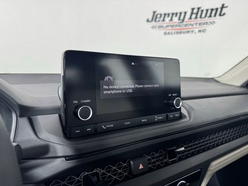 Used 2023 Honda Accord LX image 21