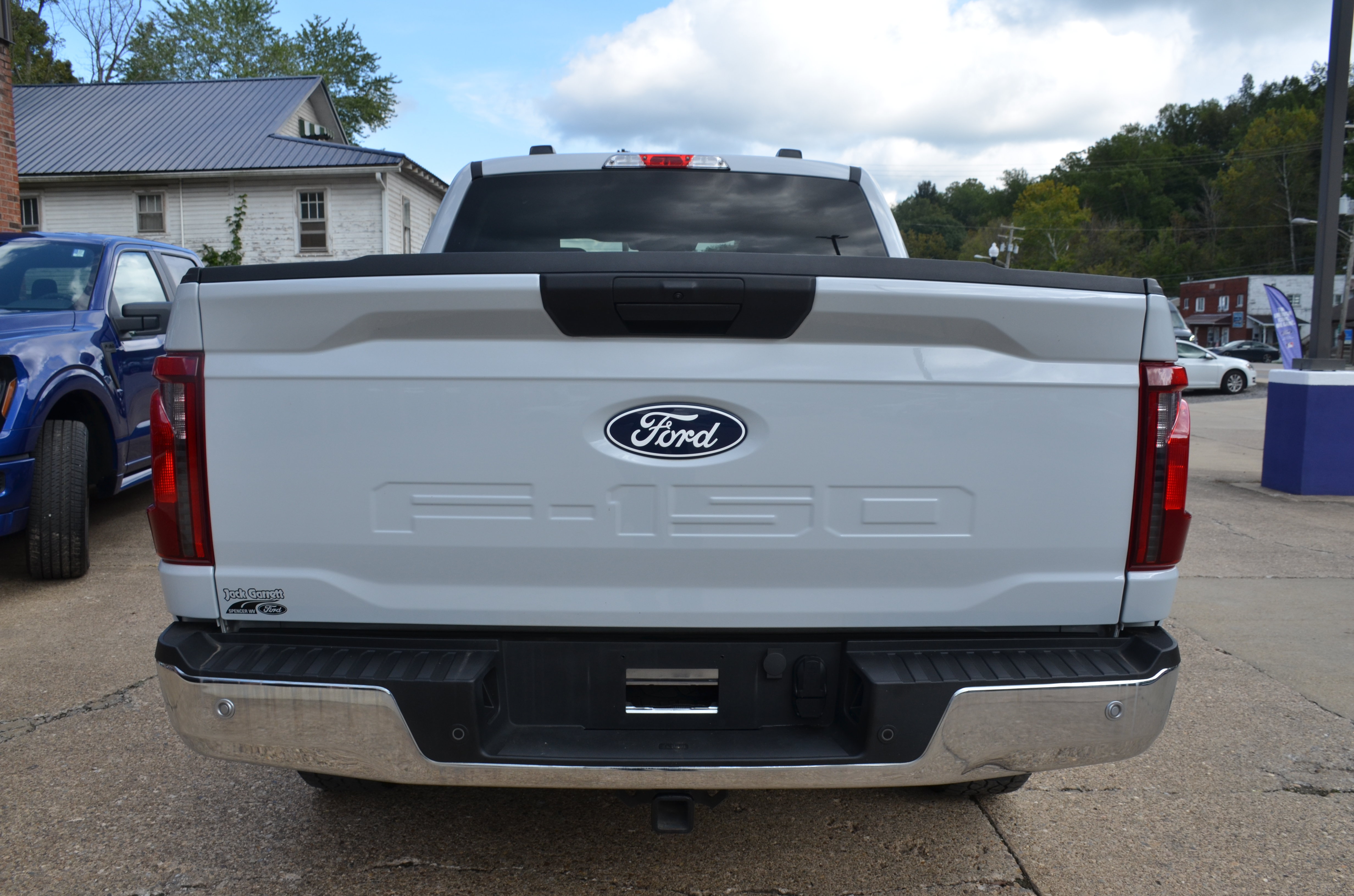 Used 2025 Ford F150 XLT w/ Equipment Group 301A Standard AWD/4WD image 5