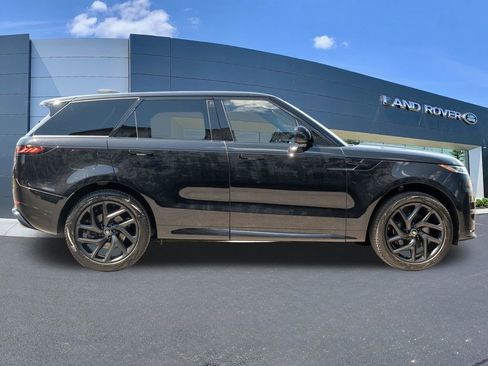 Used 2024 Land Rover Range Rover Sport Dynamic SE AWD/4WD image 8