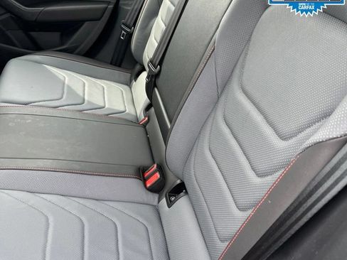 Used 2025 Volkswagen Jetta GLI Autobahn FWD image 18