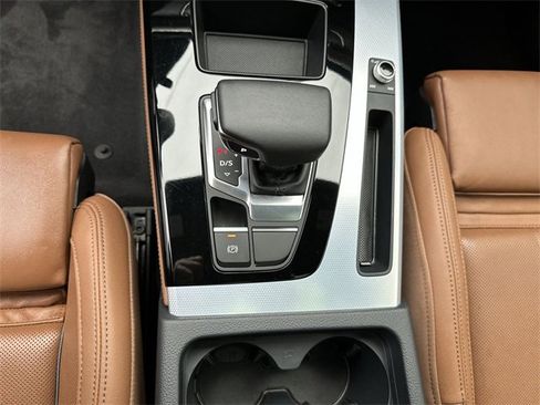 Certified 2025 Audi Q5 2.0T Premium Plus w/ Premium Plus Package image 20