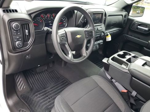 Used 2022 Chevrolet Silverado 1500 Custom w/ Safety Confidence Package AWD/4WD image 18