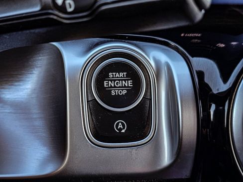 New 2026 Mercedes-Benz GLB 250 4MATIC image 20