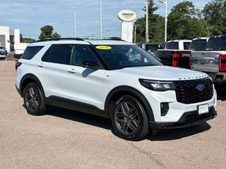Used 2026 Ford Explorer ST-Line w/ ST-Line Street Pack AWD/4WD video 1