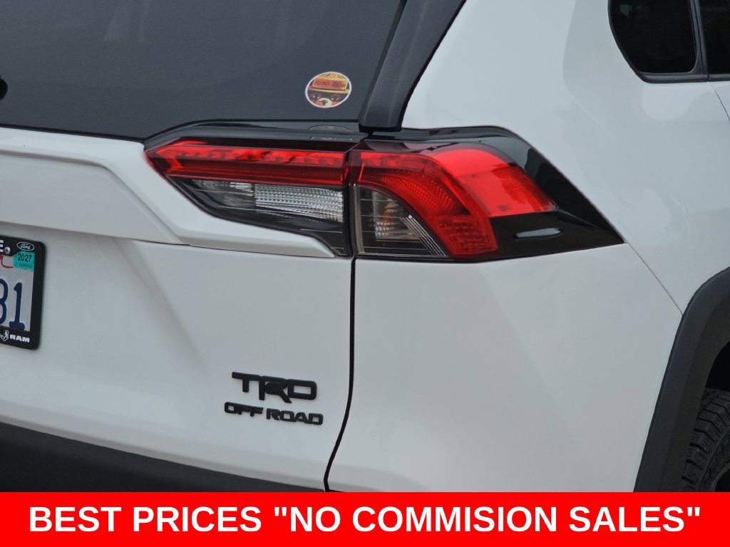 Used 2020 Toyota RAV4 TRD Off-Road AWD/4WD image 40
