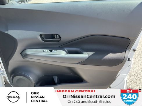 Used 2025 Nissan Kicks Play S FWD image 10