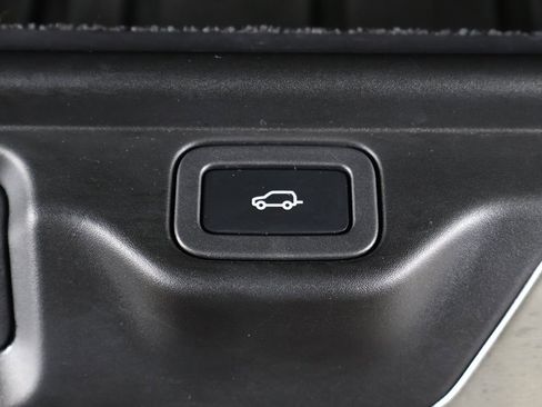 Used 2021 Land Rover Range Rover SV Autobiography Dynamic image 23