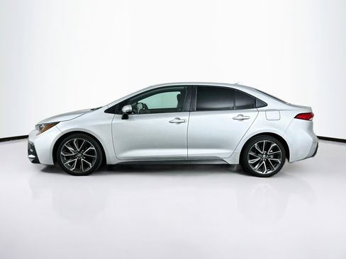 Used 2020 Toyota Corolla SE w/ Carpet Mat Package (TMS) FWD image 4