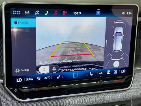 New 2026 Volkswagen Tiguan S FWD image 8