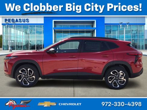 New 2026 Chevrolet Trax RS w/ Sunroof Package image 3