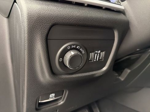New 2025 Jeep Grand Cherokee L Altitude AWD/4WD image 19