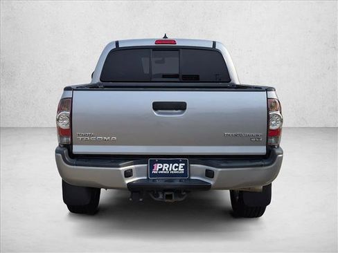 Used 2015 Toyota Tacoma PreRunner w/ TRD Sport Package RWD image 5