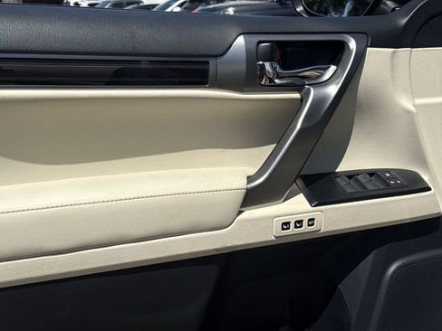 Used 2023 Lexus GX 460 Premium w/ Premium Package AWD/4WD image 28