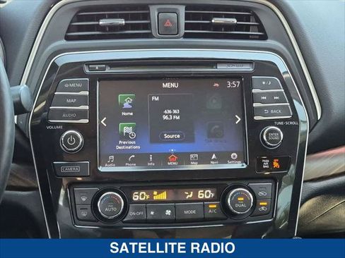 Used 2017 Nissan Maxima Platinum w/ Medallion Package FWD image 17