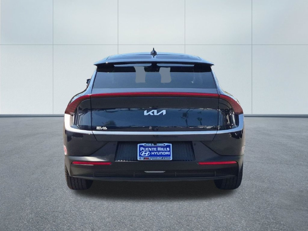 Used 2024 Kia EV6 Light RWD image 5