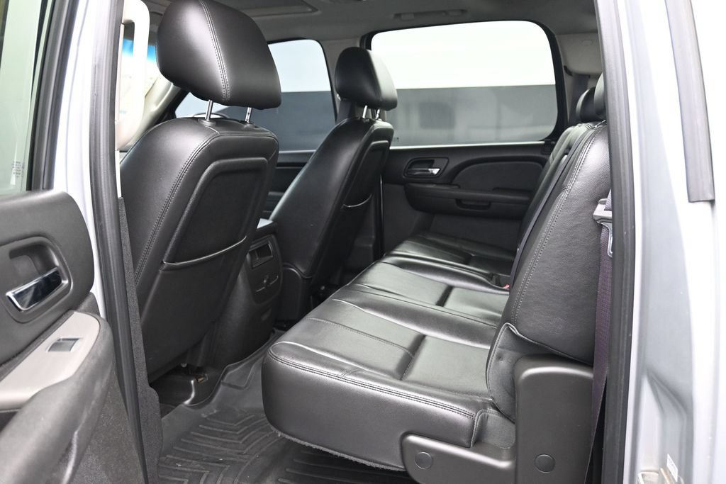 Used 2012 Chevrolet Silverado 2500 LTZ w/ LTZ Plus Package AWD/4WD image 16