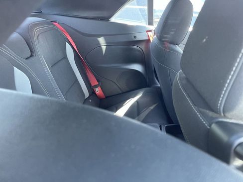 Used 2023 Chevrolet Camaro LT w/ Technology Package RWD image 10