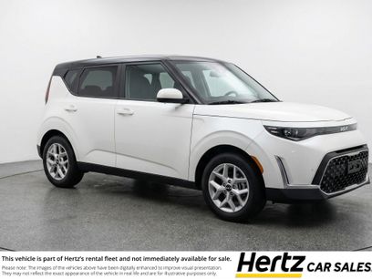 Used 2025 Kia Soul LX w/ LX Technology Package