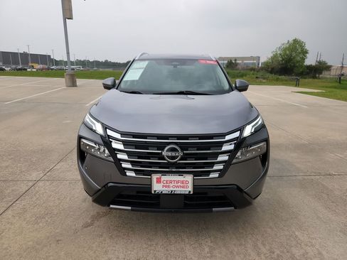 Certified 2024 Nissan Rogue Platinum FWD image 9