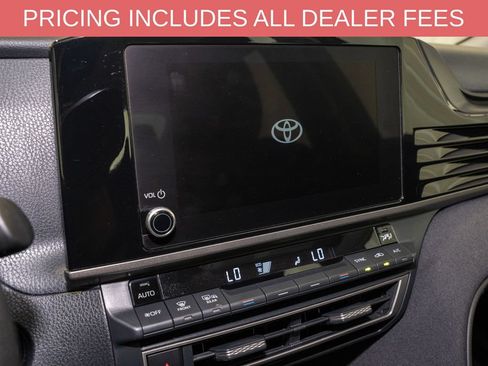 Used 2025 Toyota Camry LE FWD image 12