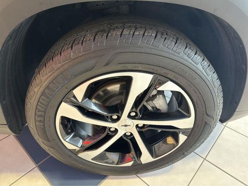 Used 2024 Chevrolet Trax RS w/ Driver Confidence Package FWD image 6