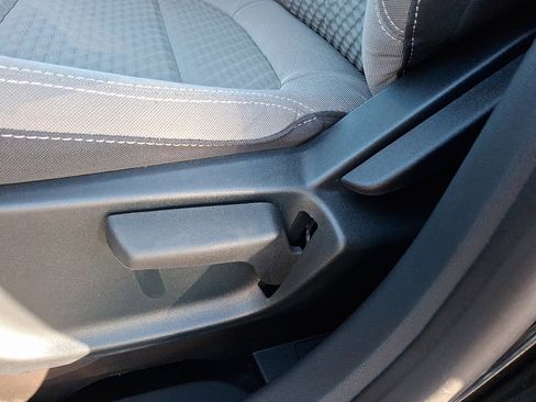 Certified 2022 Ford Escape SE image 15