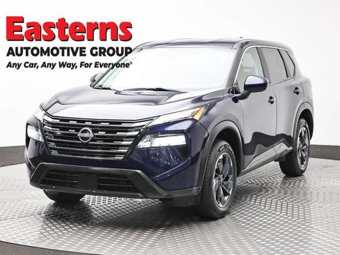 Used 2024 Nissan Rogue SV AWD/4WD image 1